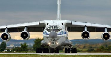 Остались расплывчатые пятна: в сети опубликовали фотографии сожженных Ил-76 в Пскове (фото)