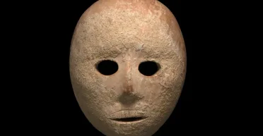 Имеет совершенные и симметричные черты лица: археологи нашли артефакт возрастом 9 тысяч лет