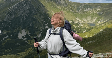 "Впала обличчям вниз": з Мандзюк стався нещасний випадок у горах (фото)