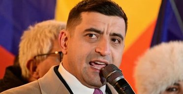 "Не даст ни одного лея": лидер президентских выборов Румынии Симион не хочет помогать Украине