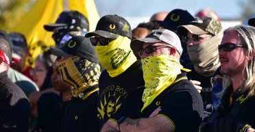 Коричневі друзі Путіна. Західні ультраправі та російсько-українська війна