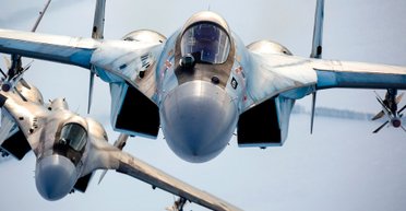Ударів КАБами в 10 разів менше: активність авіації РФ знизилася на більшій частині передової, — ISW