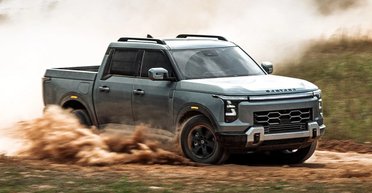 Известный европейский автопроизводитель возвращается на рынок и показал 430-сильный пикап (фото)