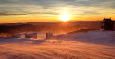 В Украине бушует снежная метель: появились невероятные кадры с горы Поп Иван (фото, видео)