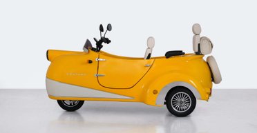 В Турции построили недорогой электроскутер с оригинальным ретро-дизайном (фото)