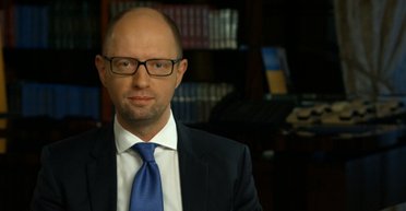 Я свое дело доделаю. Как Яценюк отчитался о работе Кабмина в 2015 году