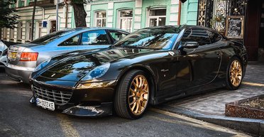 Війна не перешкода: в Україні вдвічі збільшилася кількість власників дорогих авто