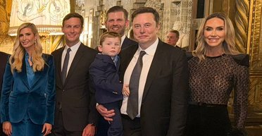 Четырехлетний сын Илона Маска появился на победной фотографии Трампа после выборов в США