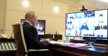 "Прилетит Патрушев и отключит правительственную связь": Путин боится стать слабым, — эксперт