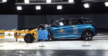 Новейшие китайские автомобили приятно удивили в европейских краш-тестах (видео)