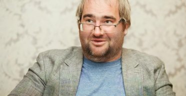 Оправдывал вооруженную агрессию РФ и называл войну "СВО": известный блогер получил подозрение