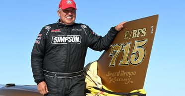 Разогнал автомобиль до 480 км/ч: в США погиб известный гонщик (фото)