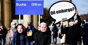 Горючие санкции. Чем Украине поможет эмбарго ЕС на газ и нефть из России