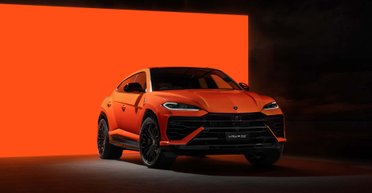 800-сильный зверь: Lamborghini показали самый быстрый кроссовер в мире (фото, видео)