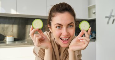 Вместо воды: 9 продуктов, которые помогут избежать обезвоживания