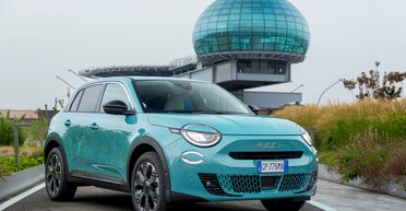 Fiat презентовал стильный гибридный кроссовер за 20 000 евро (фото)
