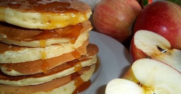 Яблочные блинчики: идеальный рецепт к завтраку