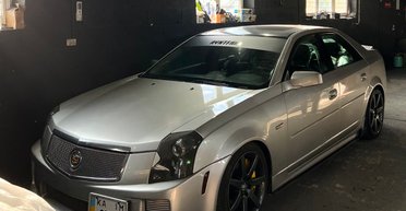 Четырехдверный Corvette: в Украине обнаружили раритетного конкурента BMW M5 из США (фото)