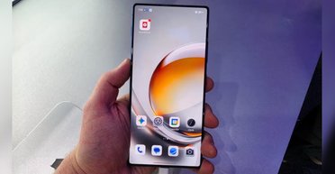 "Я був зачарований": експерт порадив дешевшу альтернативу смартфонам Samsung та Apple (фото)