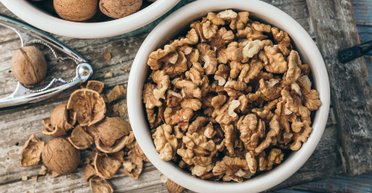 Горіхове варення: кому можна вживати та як приготувати