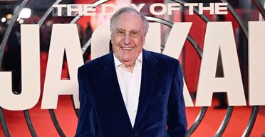 Написал "День Шакала" и "Псы войны": умер британский писатель Фредерик Форсайт