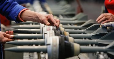 Зволікання смерті подібне: до чого може призвести затримка з розширенням ВПК України