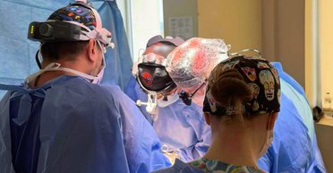 Жевал ручку и чуть не умер: во Львове ребенку провели сложную операцию из-за вредной привычки