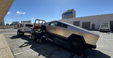 Владельцы Tesla Cybertruck жалуются на серьезные неисправности пикапа (фото)