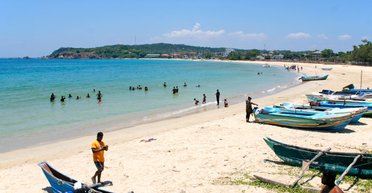 Власти Шри-Ланки призывают жителей писать доносы на россиян, чтобы помочь их депортировать, — росСМИ