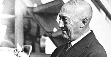 Мільйонер без спадкоємців залишив частину статків сім'ям, які перемогли в дивному конкурсі