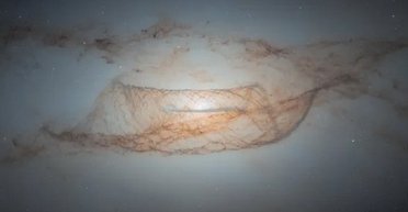 Телескоп Габбл знайшов "рибальську сітку" в космосі: вона за 60 млн світлових років від Землі (фото)