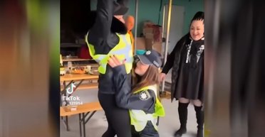 В Запорожской области скандал из-за шутки с полицейской формой: как и кого накажут (видео)