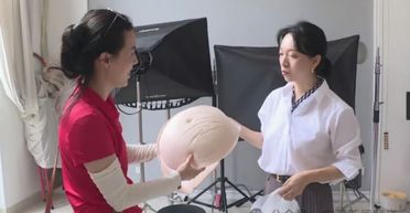 Жінки масово одягають фальшиві животи, вдаючи вагітність (фото)