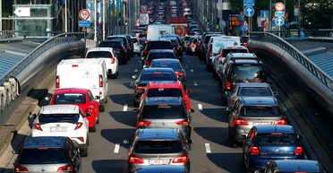 Законом про розмитнення авто в Дії можуть скасувати перевірки технічного стану авто через правки нардепа, — ЗМІ