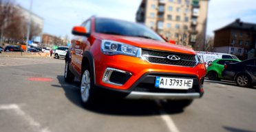 Китаец с огоньком. Фокус протестировал эконом-кроссовер Chery Tiggo 2