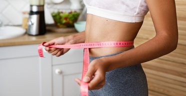 Поможет не только спорт: 6 простых советов для плоского живота