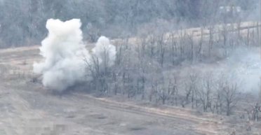 ВС РФ пошли в штурм с китайскими "гольф-карами" возле Ямполовки: ВСУ отбили атаку (видео)