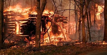 Полыхнет или обойдется? Оправдаются ли прогнозы о "жаркой политической осени" в Украине