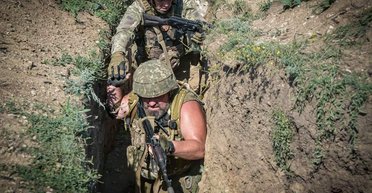 Готують ударний кулак: ЗСУ стримують шалений натиск на Лимано-Куп'янському напрямку (карта)