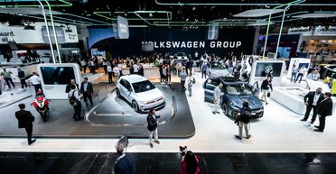 Новый VW Passat и кроссовер Renault Scenic: самые яркие новинки автошоу в Мюнхене (фото)