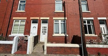 У Британії на продаж виставили дешевий будинок зі "страшним сюрпризом" (фото)