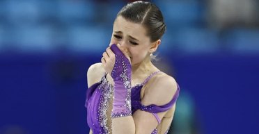 После дисквалификации россиянки сборная США по фигурному катанию получила золотую медаль Олимпиады-2022