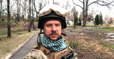 Писатель-воин  ВСУ Павел Белянский (Паштет): Когда стало невмоготу под обстрелом мы… запели