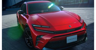 Toyota презентовала мощный спортивный кроссовер с расходом менее 5 л на 100 км (фото)
