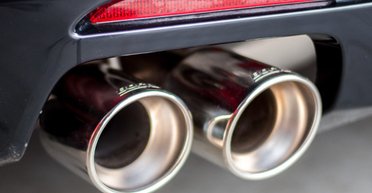 Британія перенесла заборону авто з ДВЗ на 2035 рік: у ЄС переглянуть майбутні обмеження