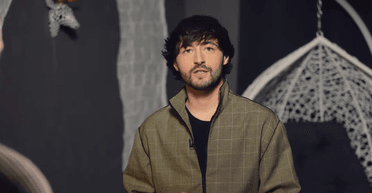 "Це було моторошно": відомий співак зізнався, як підчепив собачий герпес