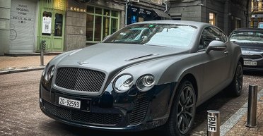 Их выпустили всего 1800: в Киеве заметили редкий спортивный Bentley (фото)