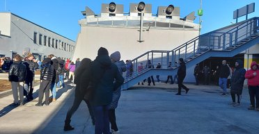 Не продлят разрешение на работу: в Польше хотят создать условия для возвращения мужчин в Украину