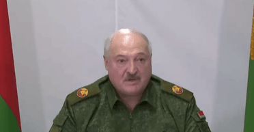 "Соперники готовятся": Лукашенко заявил о необходимости приготовлений к войне