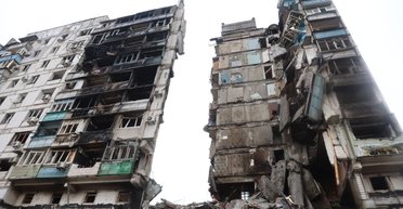 "Полный демонтаж": оккупанты сносят историческую часть Мариуполя, — Андрющенко